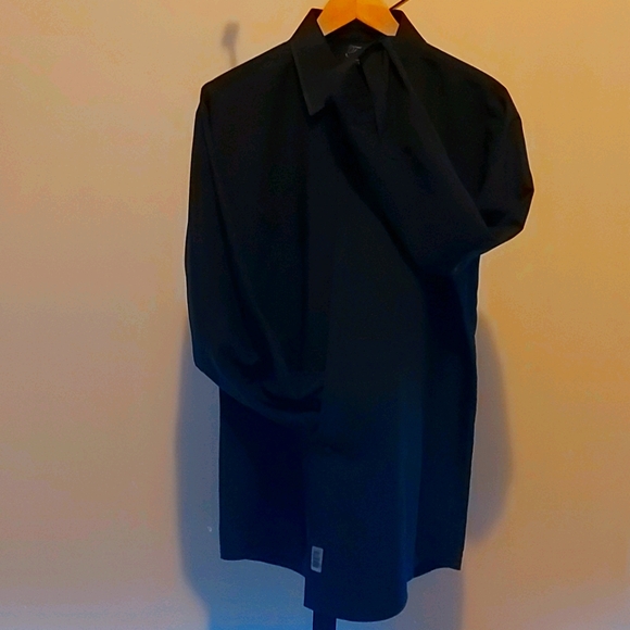 Shirt - Picture 3 of 5